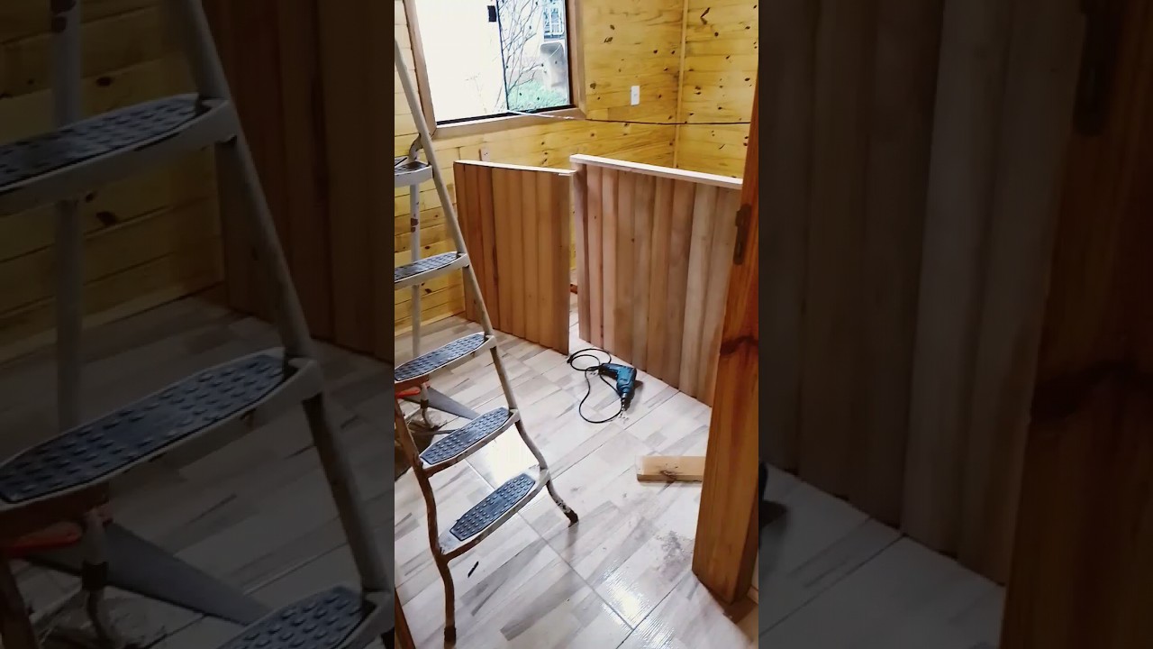 meia parede com uma portinha