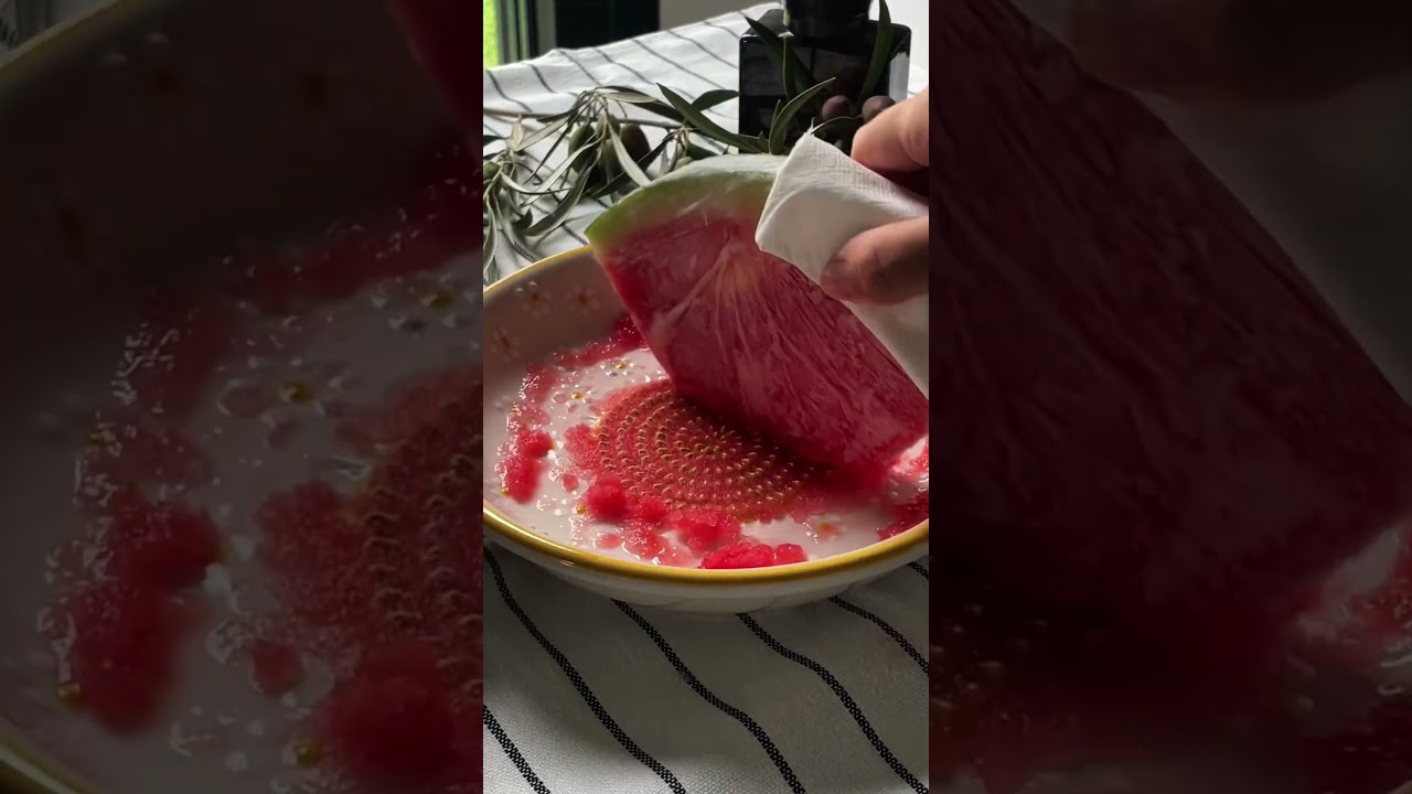 I grated 🍎&hellip; and THIShappened 😳#FoodASMR #OddlySatisfying #Grating