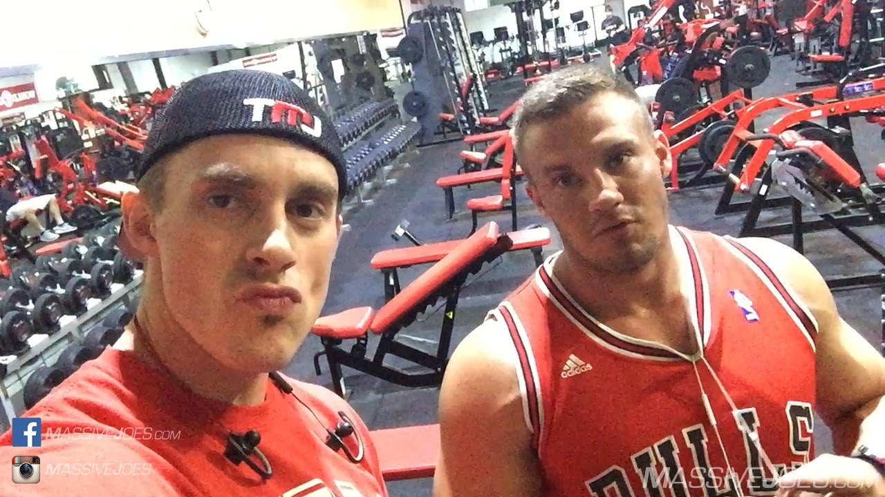 Australia Day Deadlifts | MassiveJoes RAW VLOG | 26 Jan 2016 | MassiveJoes.com Owner Joseph Mencel