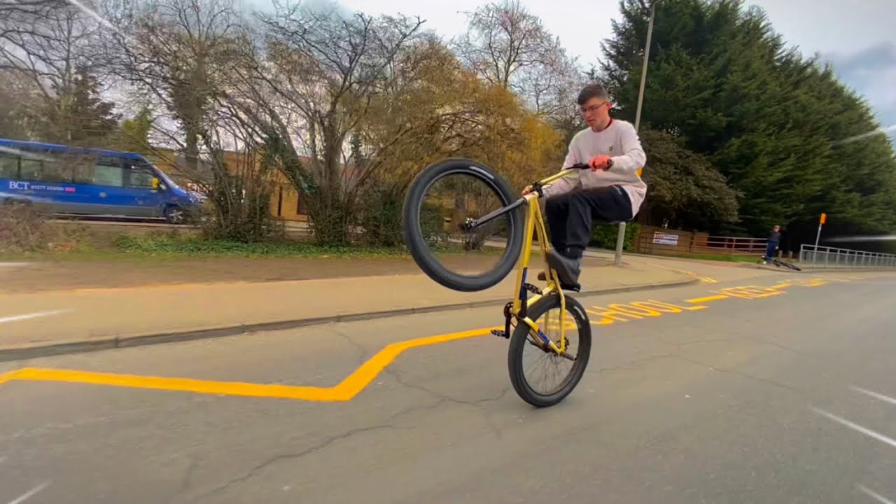 LONGEST WHEELIE COMBO CHALLENGE!!