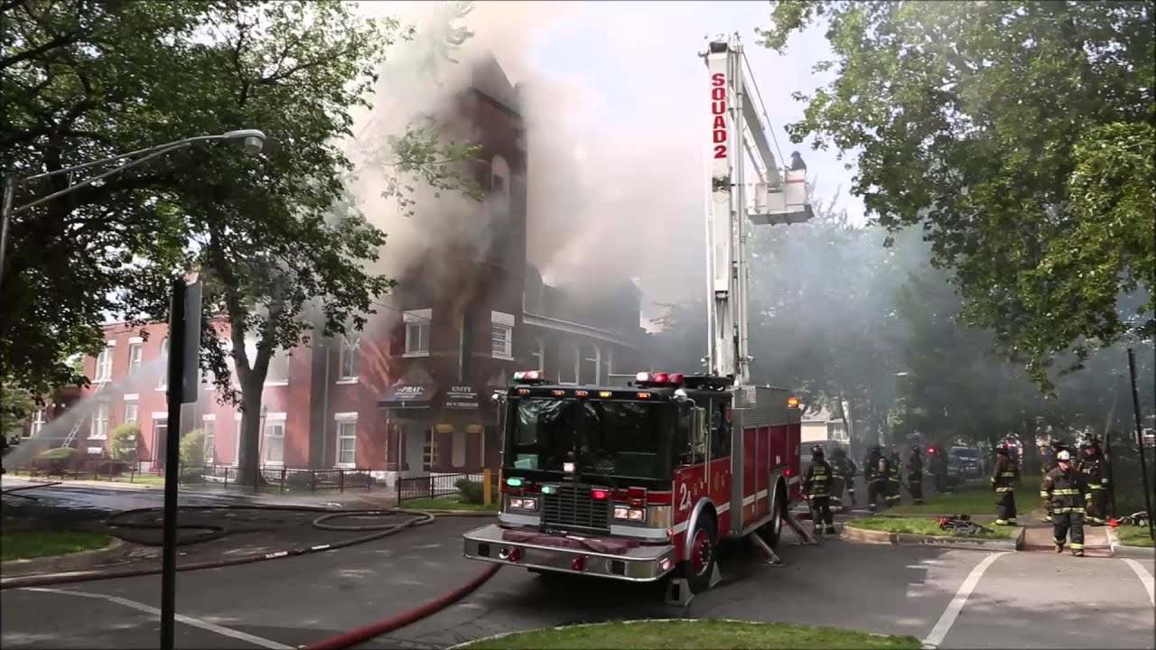 Chicago 2-11 Church Fire 444 N Lamon with radio traffic