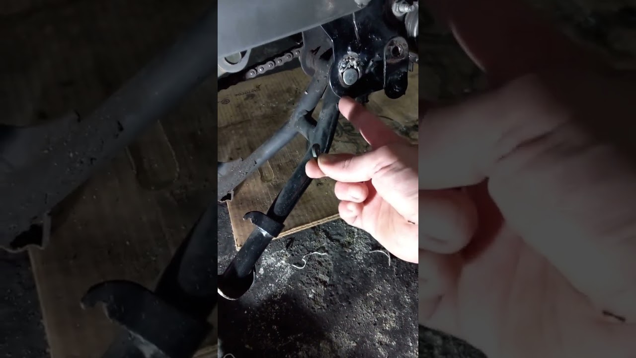 RELLENANDO HOLGURA EN EJE CABALLETE Y PEDAL DEL FRENO. KELLER 110.
