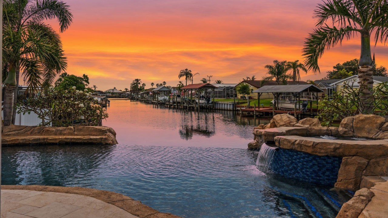 Would You Live in This Florida Waterfront House?