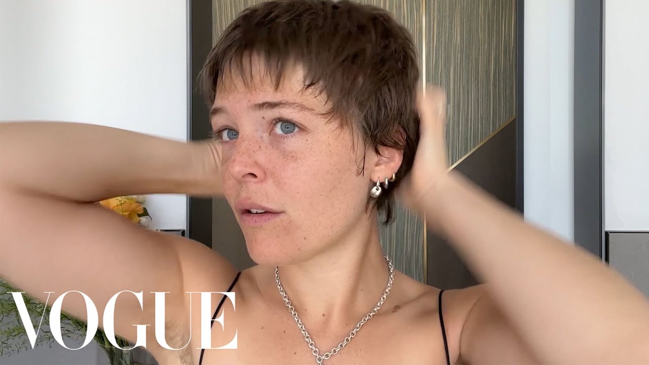 Maggie Rogers’s Natural Makeup Look Guide | Beauty Secrets | Vogue