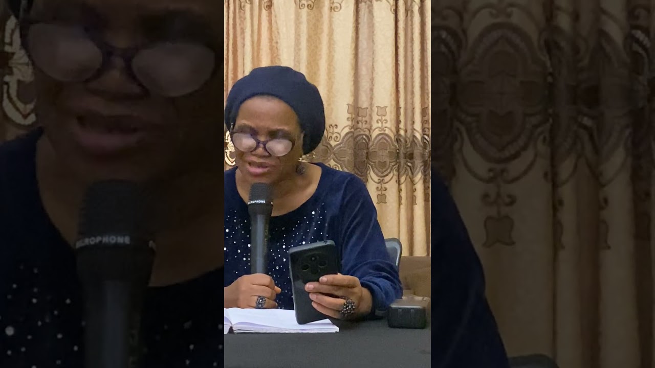 Decorum & Attitudes In Prayers: Joy & Delight In Prayers by Dr Mmachukwu Kingsley 