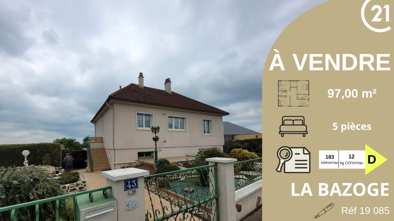 VENDU - Visite d'une maison cinq pièces située à LA BAZOGE