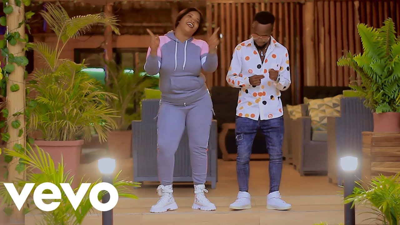 Doza Inocente - Ohawa Ninalikana - Feat Esperança da Glória (Oficial Video) By D Maker Oficial