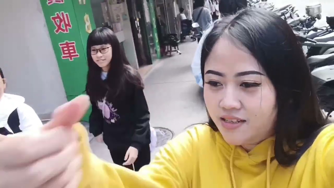 Get Ready With Me & Vlog edisi hari Libur