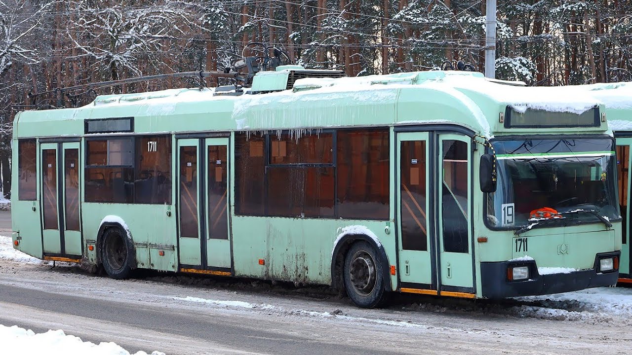 Гомель. Поездка на троллейбусе №19 Вокзал - Солнечная (Вокзал - Проспект 