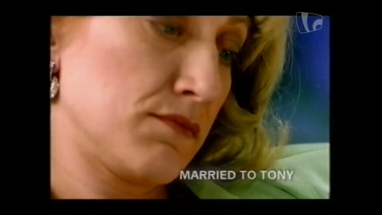 Channel 4 continuity followed by Comedy Lab opening titles (October 2000)