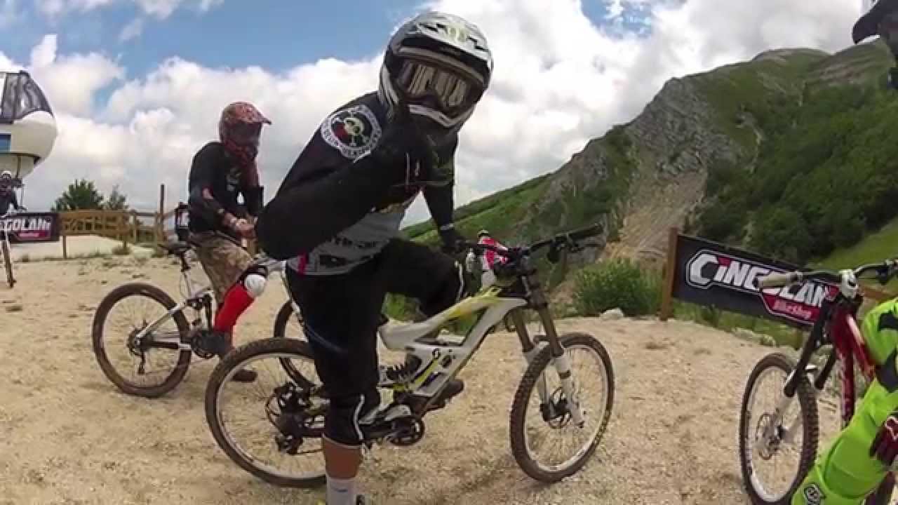 A BOMBAZZA-SWUP BIKE PARK