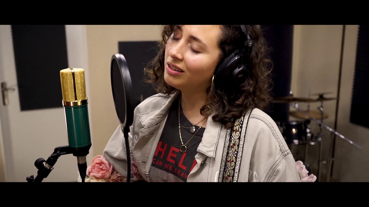Unfucktheworld - Angel Olsen (Le Nais April Road Live Session)