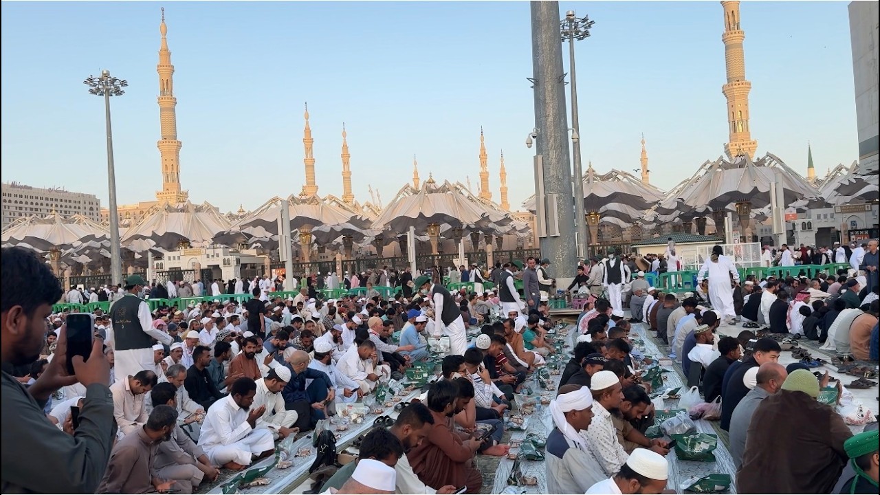 5th Roza Iftar at Roza e Rasool ﷺ 🕌 | Madina Ramadan Vibes 2026