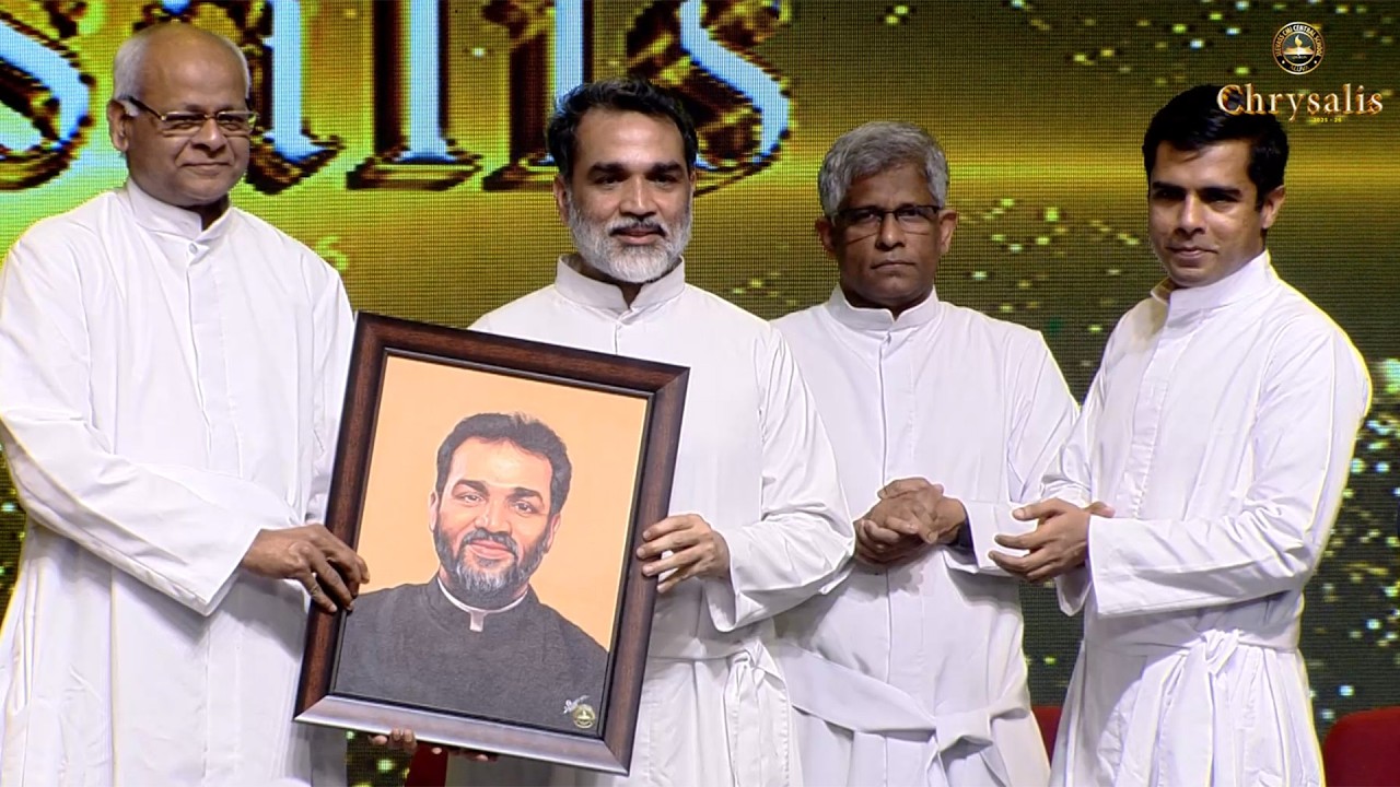 LIGHTING THE LAMP & MEMENTO TO THE CHIEF GUEST | CHRYSALIS 2025