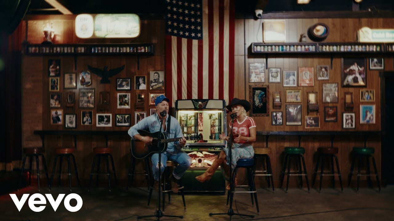 Patrick Mayberry, Katie Torwalt - God Is Faithful (Music Video)