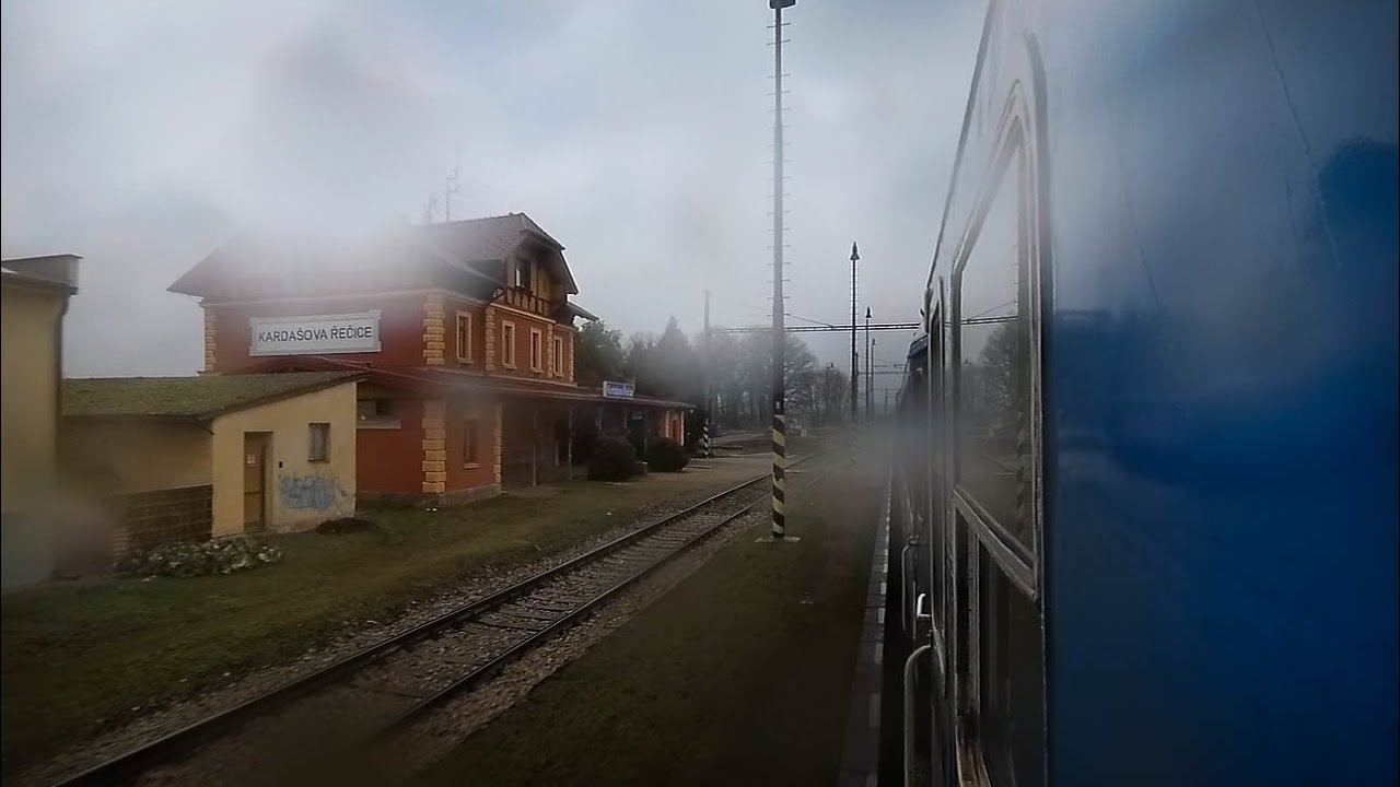 Nedaleko od Českých Budějovic | Pohled z vlaku na trase Jindřichův Hradec - Veselí n.Lužnicí