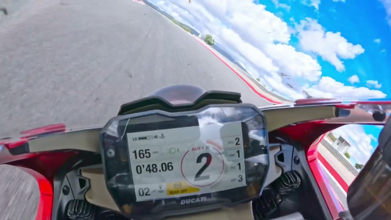 Portimao Activ Bike novembre 2023 panigale v4s
