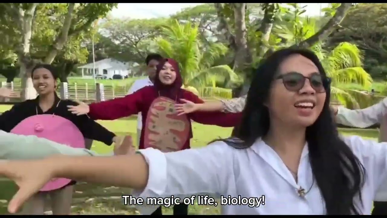 K FEINN THE LIFE WITHIN THE CELL