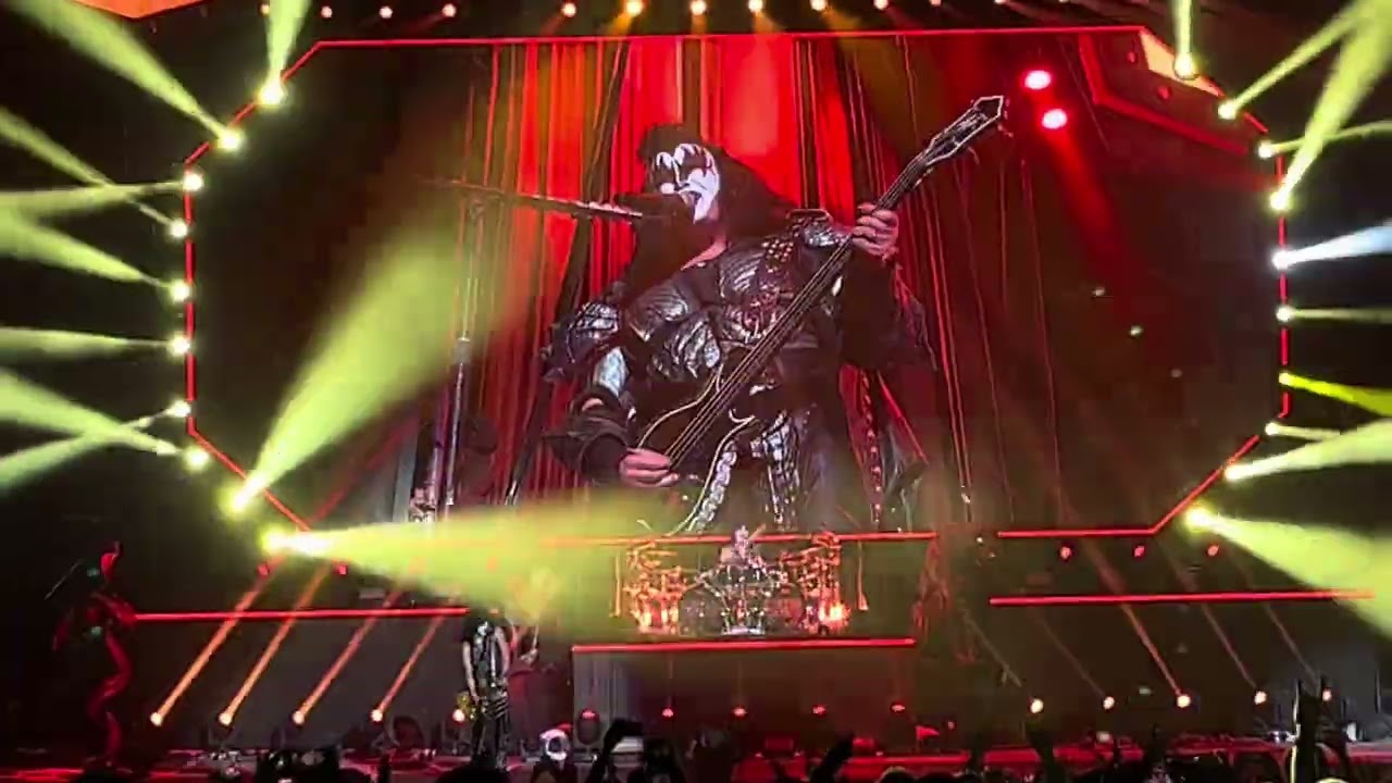 KISS - 