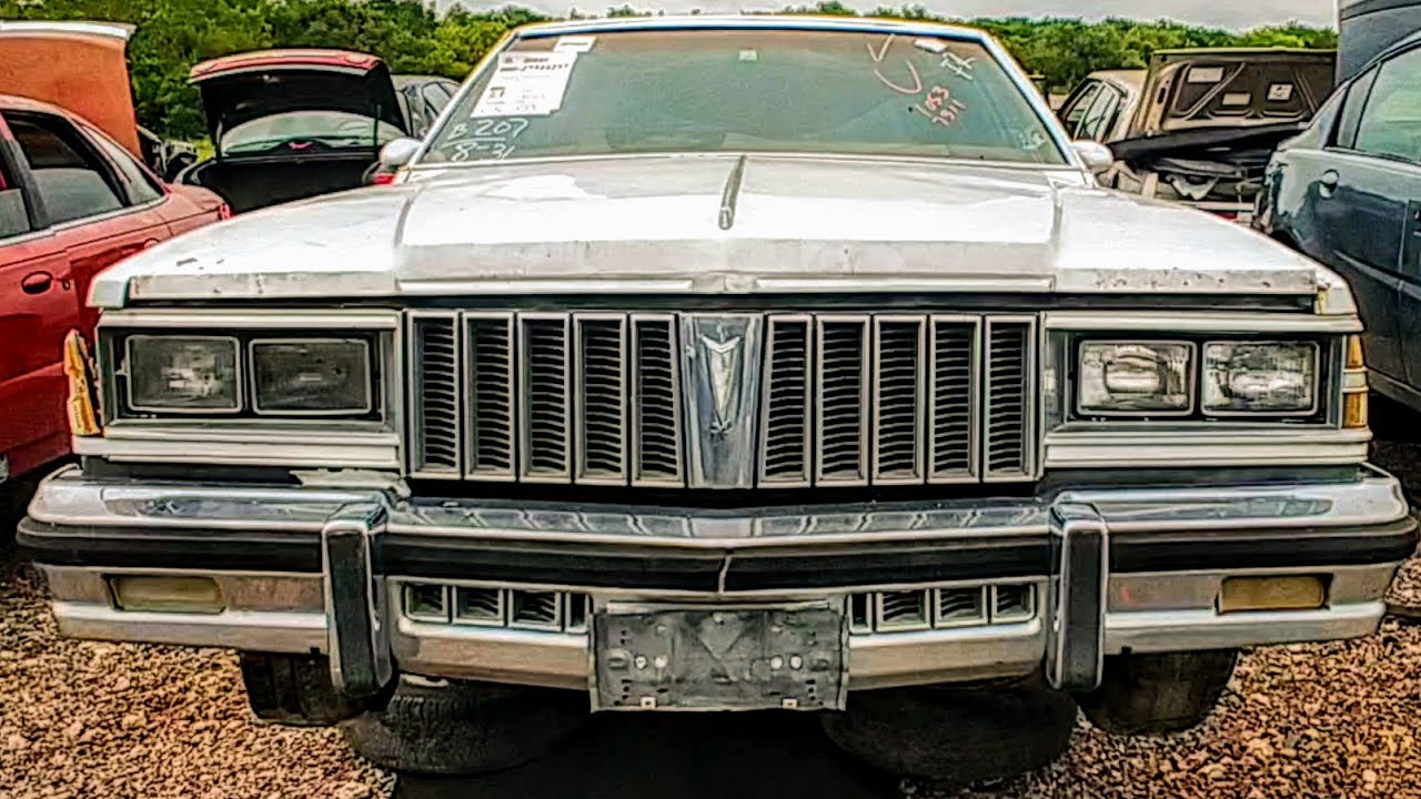 1979 Pontiac Bonneville Brougham Junkyard Find