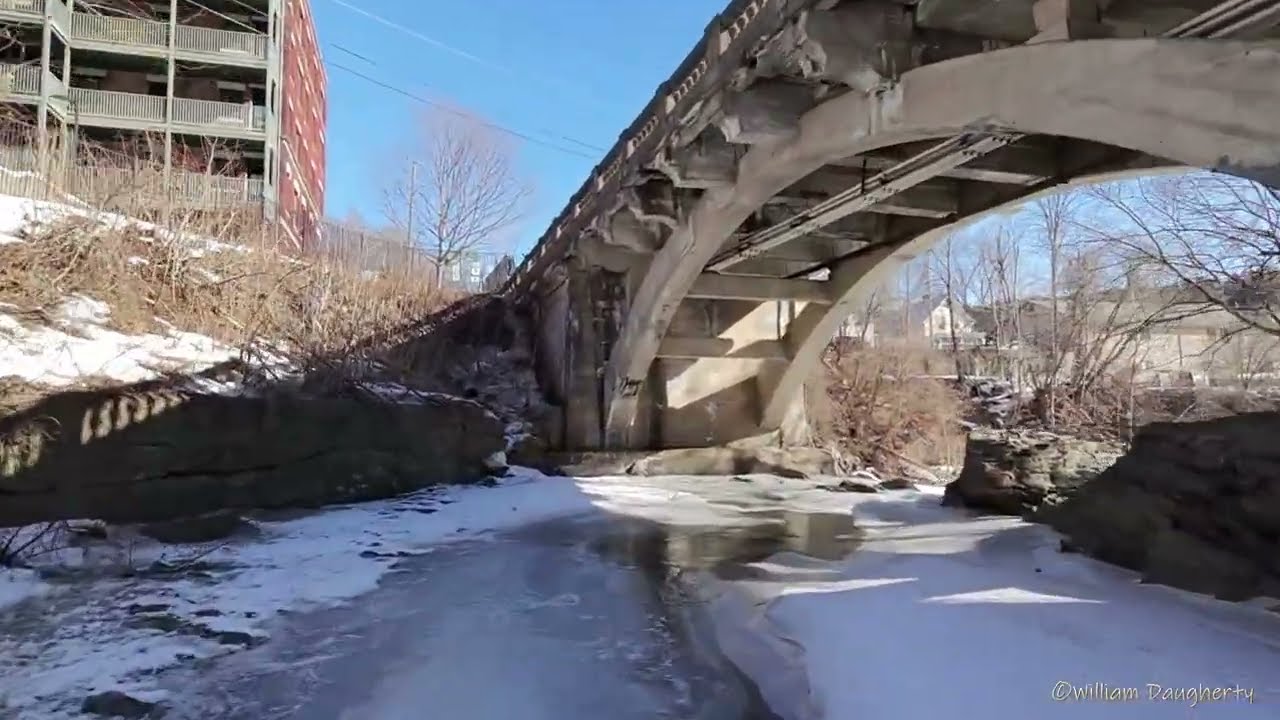 Frozen Fun FPV today in Windsor, VT. and Plainfield, NH, including a non-fatal crash - 3/2/36