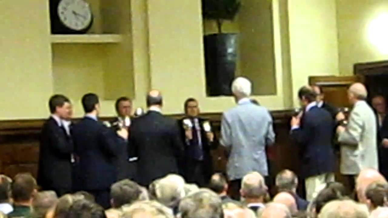 Change Ringing on 24 Handbells