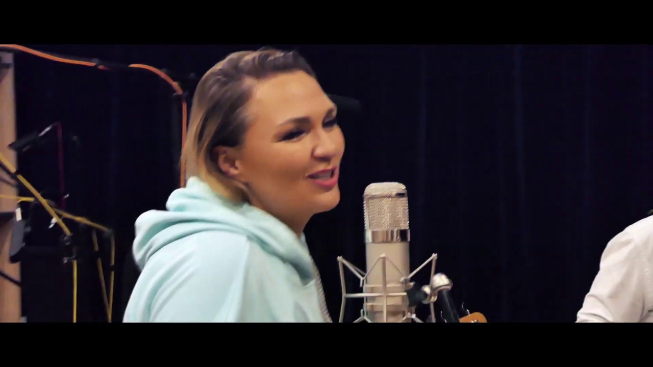 Надежда Ангарская - Пустите меня на танцпол (Кавер HammAli & Navai)