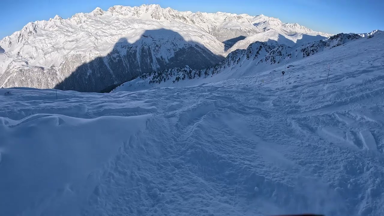 Chamonix 2023 crazy deep snow black diamond grand montes