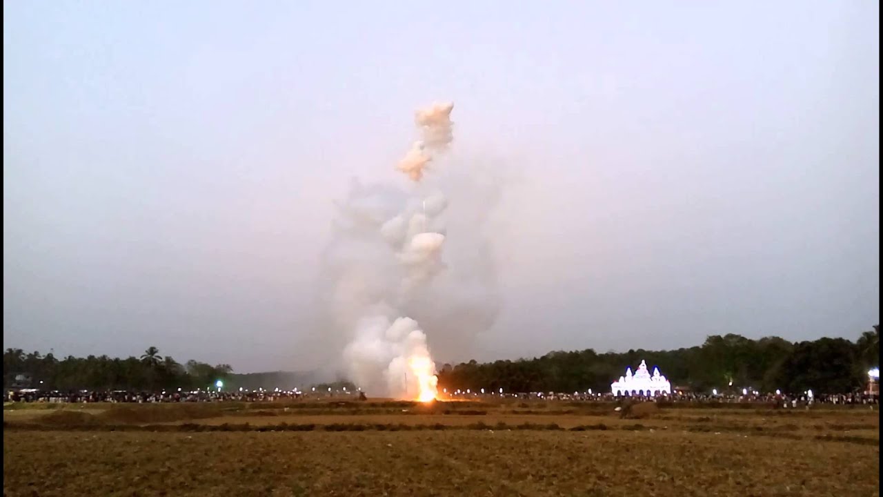 chelakkara anthimahakalan 2016 vedikettu