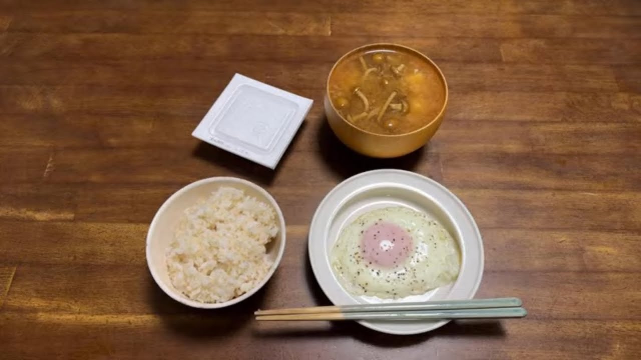 Natto, Medamayaki(sunny side up) & Miso soup | Morning Routine