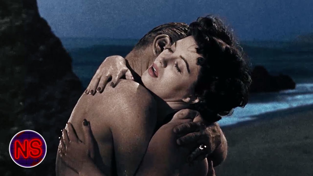 Sea Serpent On The Beach | It Came From Beneath The Sea (1955) | Now Scaring