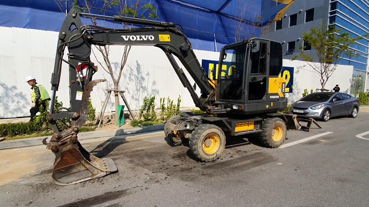 г. Пёнтег 평택 приехали, купить экскаватор Volvo EW60E