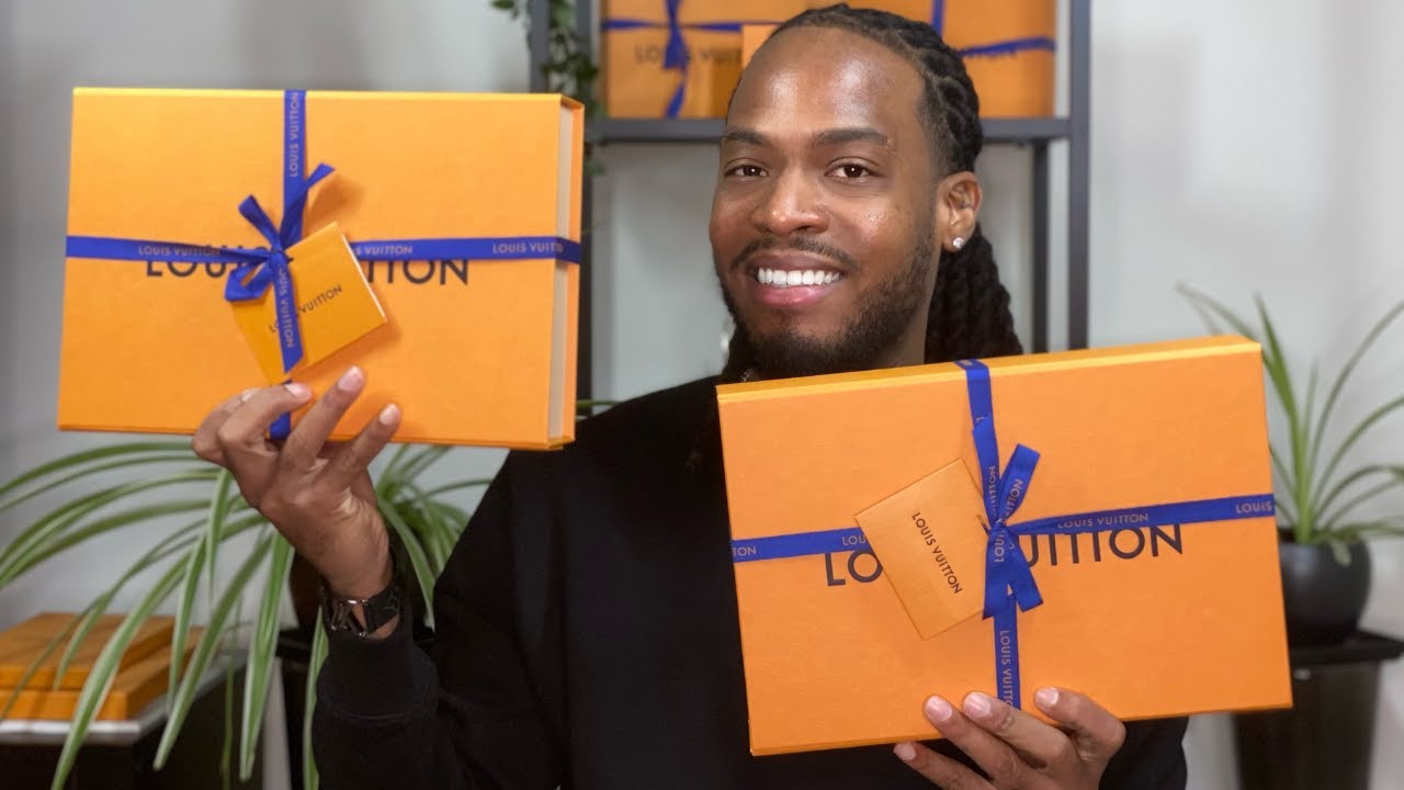 Louis Vuitton Double Unboxing | Monogram Classic Scarf | My Monogram Eclipse Scarf | XmasGifts