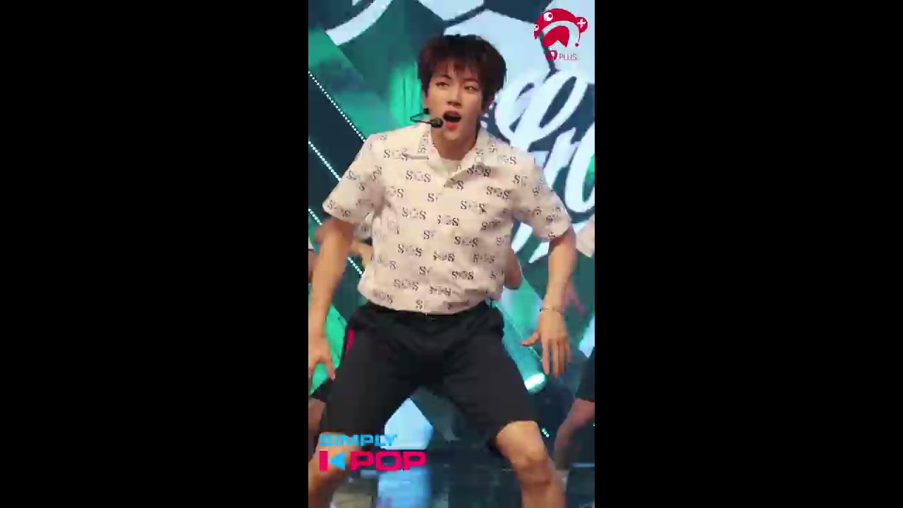 [Fancam/직캠] Jangjun(장준) _ GoldenChild(골든차일드) _ LET ME _ Simply K-Pop _ 081018