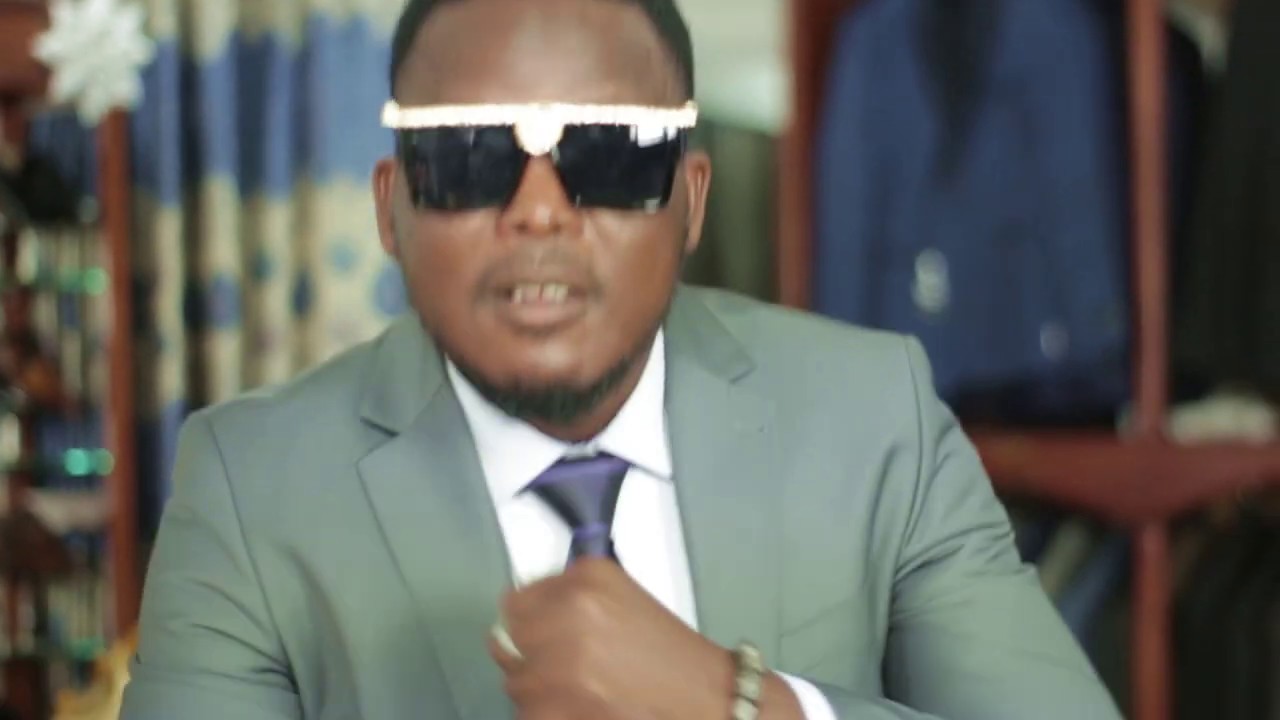 Macro musica - Tintin_Clip officiel