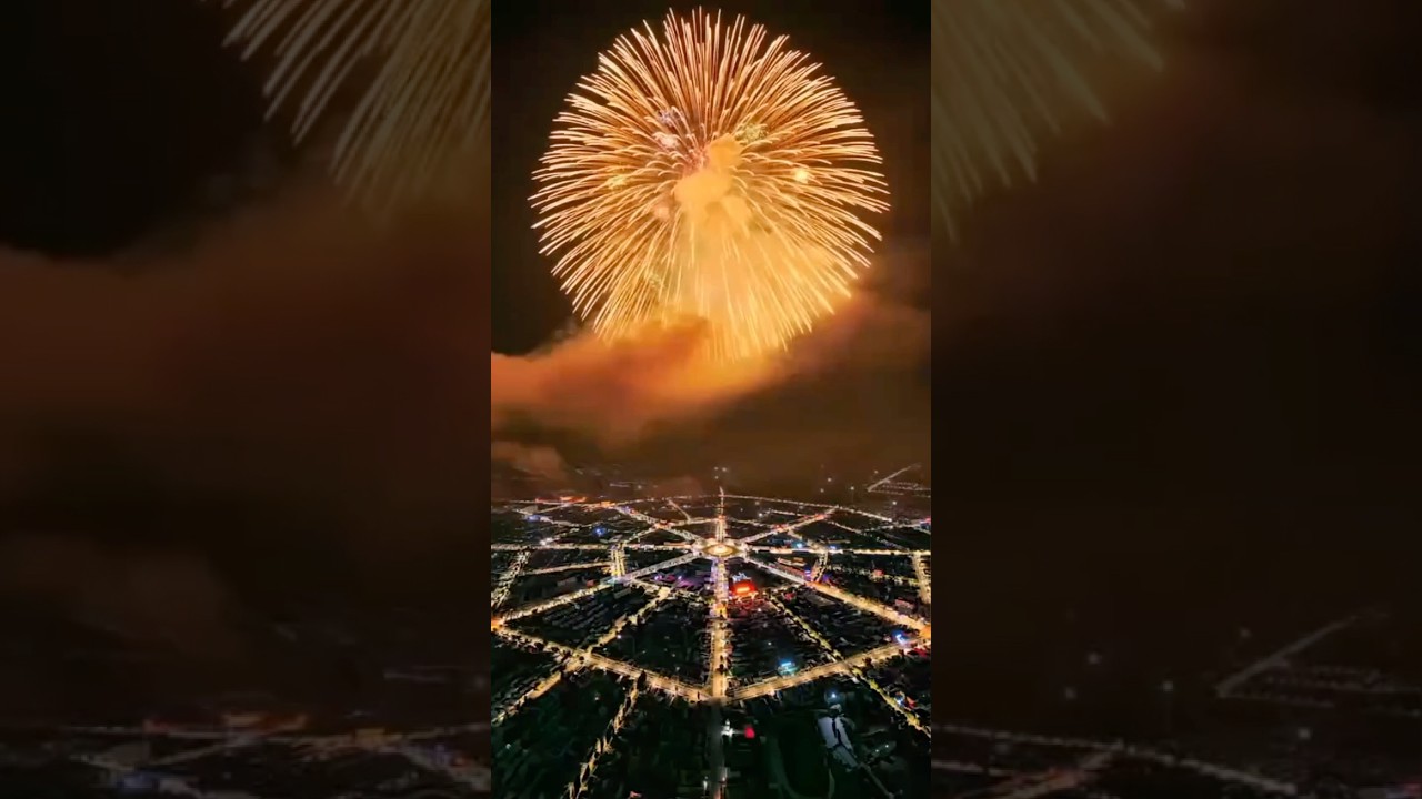 China&rsquo;s big firework 🧨 #shorts #fireworks #diwali #diwalicelebration #chinese #chinesefireworks