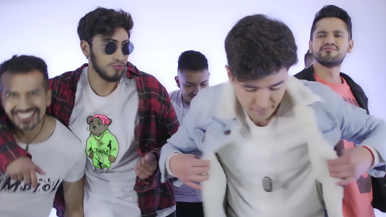 Cumbiol - Ella Baja Ella Sube 