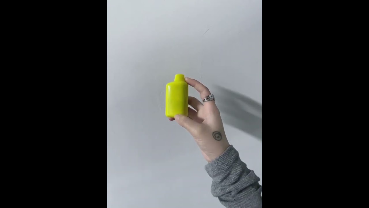 QQ-Box Rechargeable Disposable Vape 5000 Puffs E-liquid volume 13ml