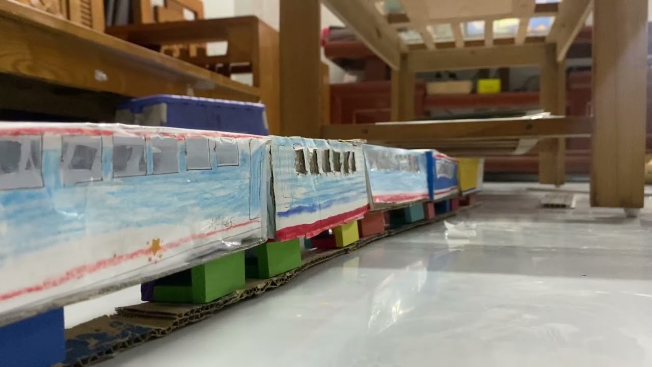  Đầu máy kéo tàu SE14 vào ga diêu trì 