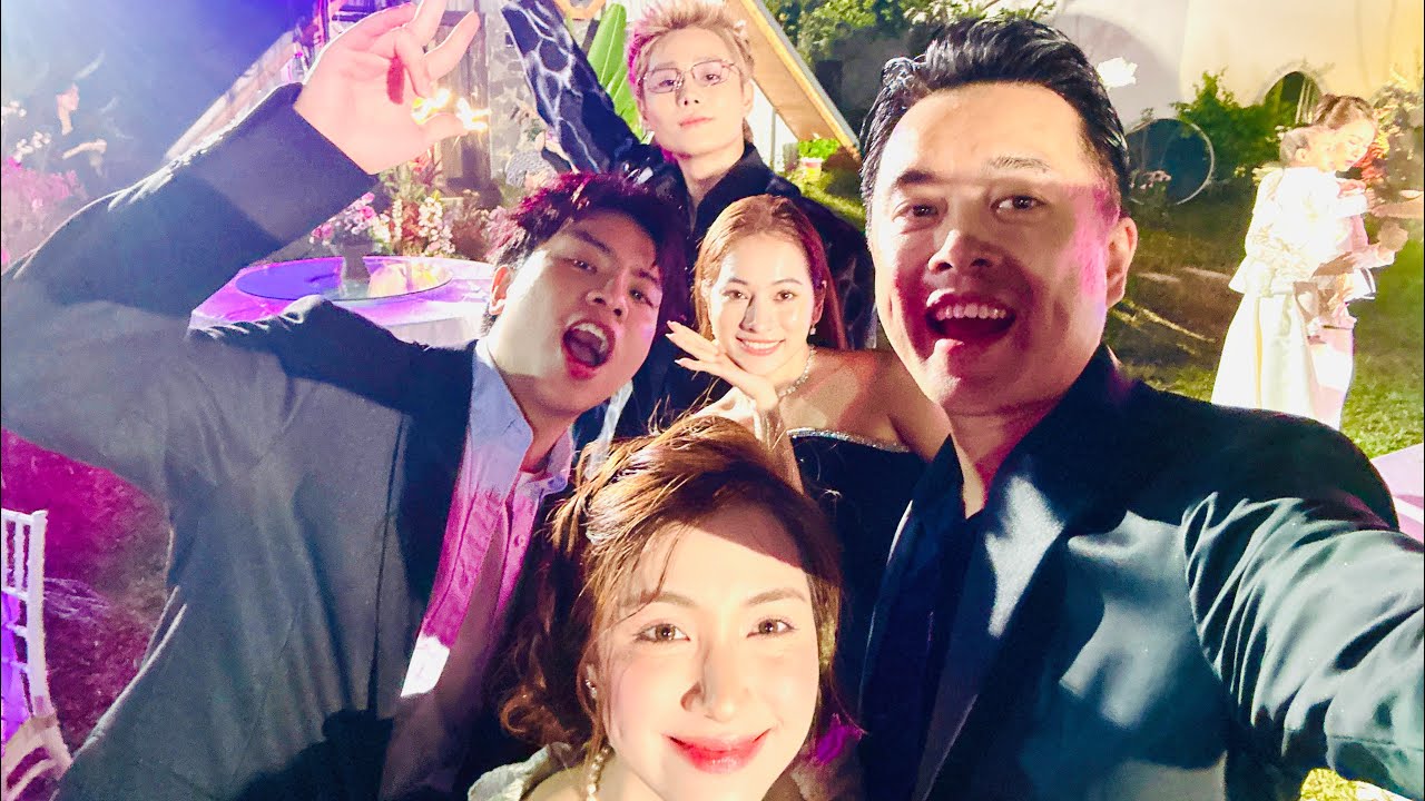 Sara Luu cùng Tăng Duy Tân, Hoà Minzy, Hương Giang, Hứa Kim Tuyền và DKL quậy hết mình ở đám cưới