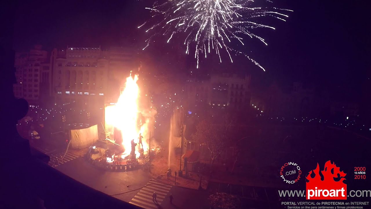 VIDEO Cremà Falla Ayuntamiento, Fallas 2016; Europlá @piro_europla @festesdeVLC