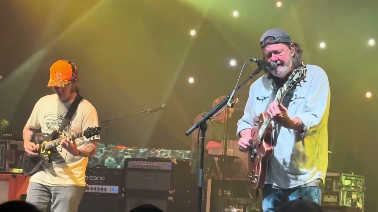 Widespread Panic | “Fishing” w/ BILLY STRINGS | Chicago Theater | 6/05/2025