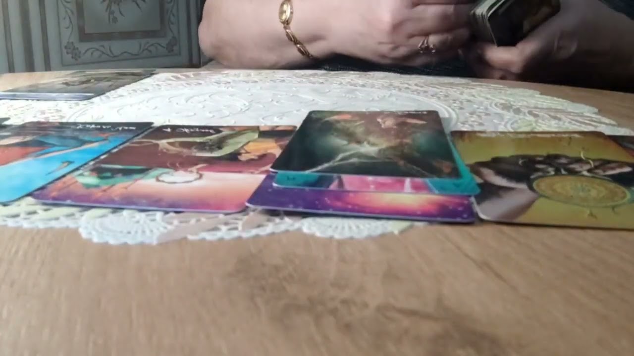 Что уходит , что приходит.