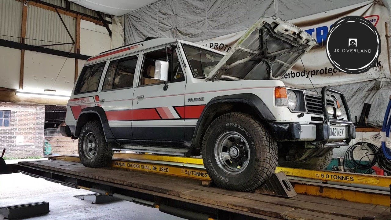 Barn find Mitsubishi Pajero turbo wagon mk1 restoration. Finding molly
