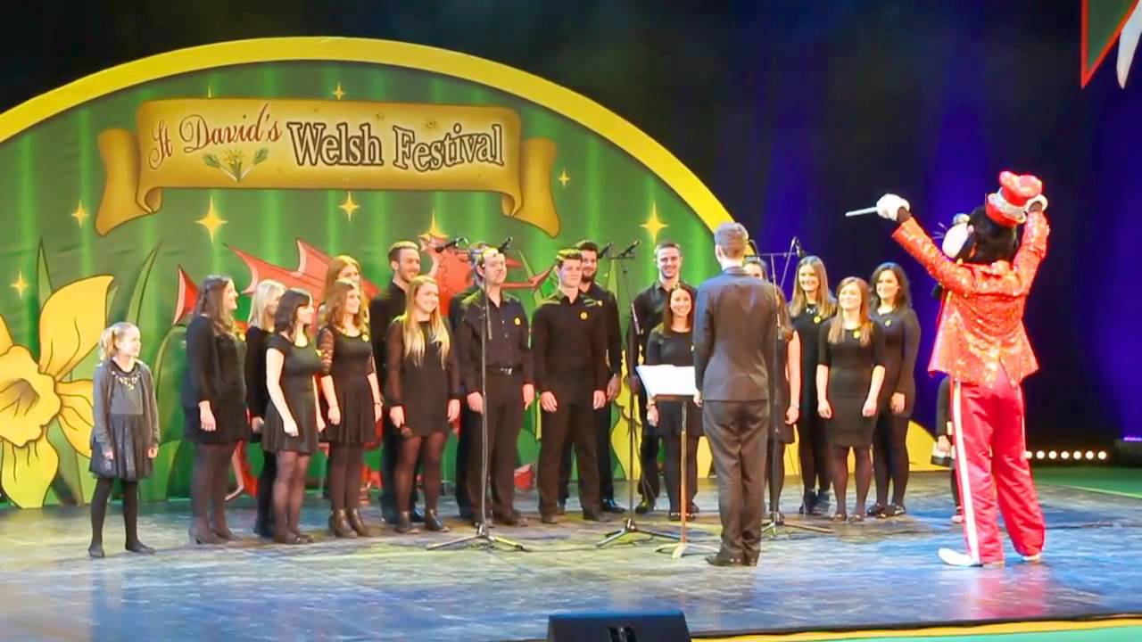 Aelwyd y Waun Ddyfal (Disney Medley 2015)