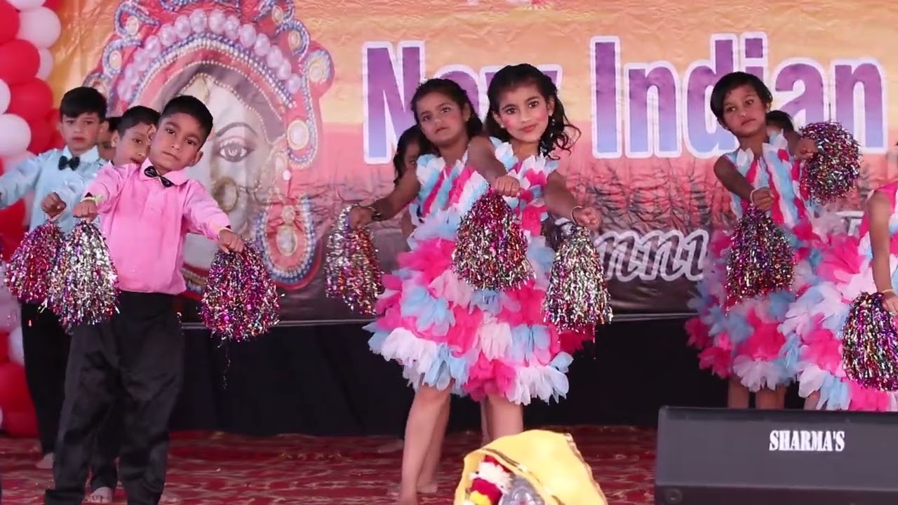 Gasolina dance performance by Grade 1 kids