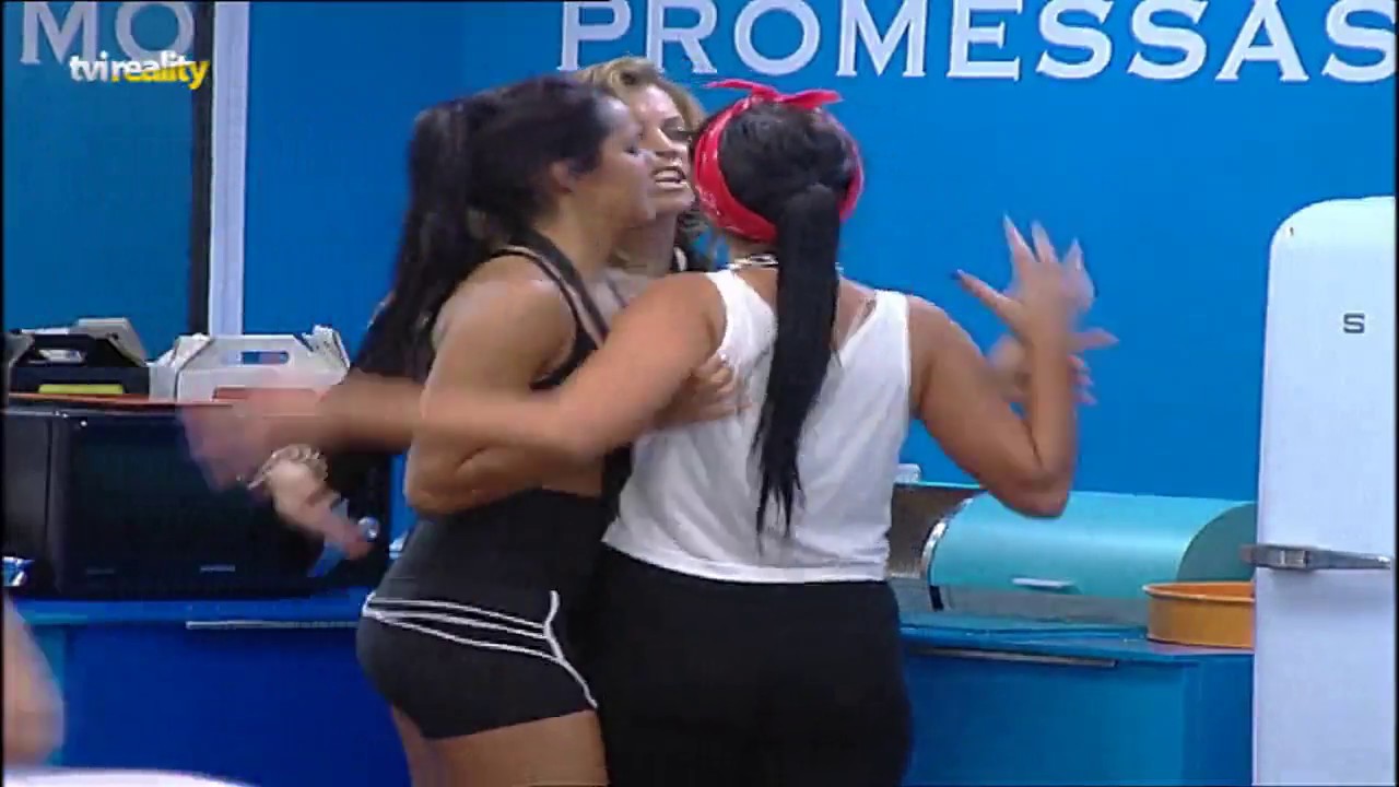 O momento de grande tensão entre Vânia e Cristiana - Secret Story 5