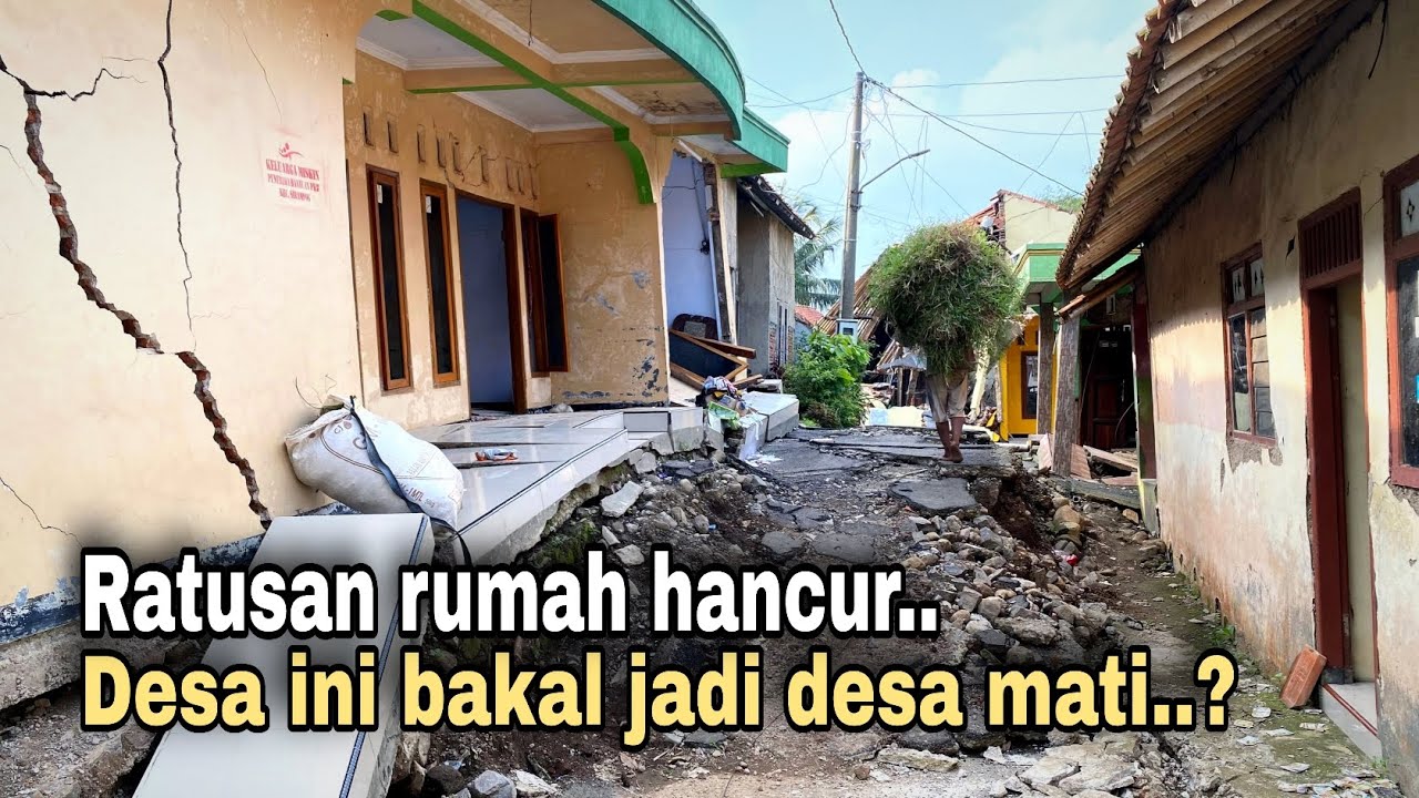 MENGERIKAN..!! RATUSAN RUMAH HANCUR AKIBAT TANAH BERGERAK DI DESA MENDALA BREBES.