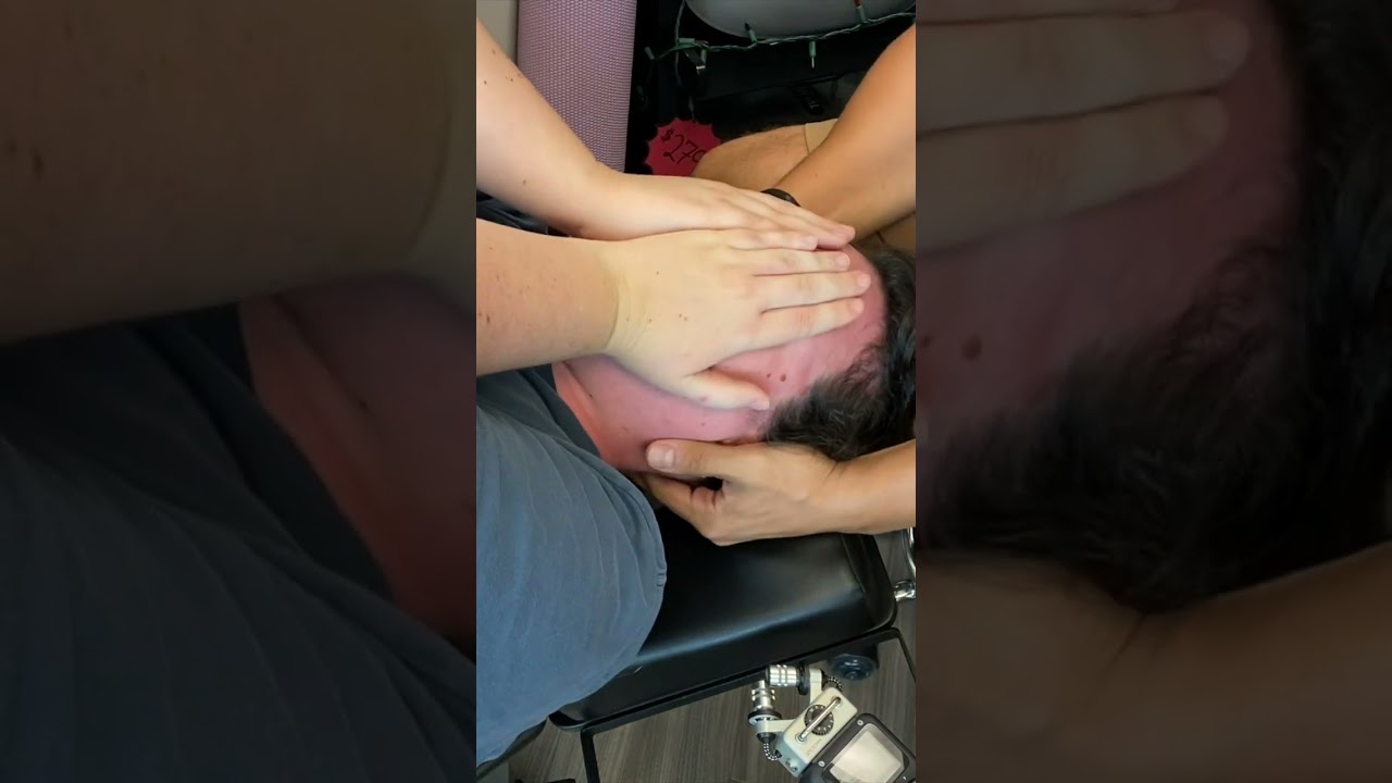 First time patient reacts  #chiropractor #cracks