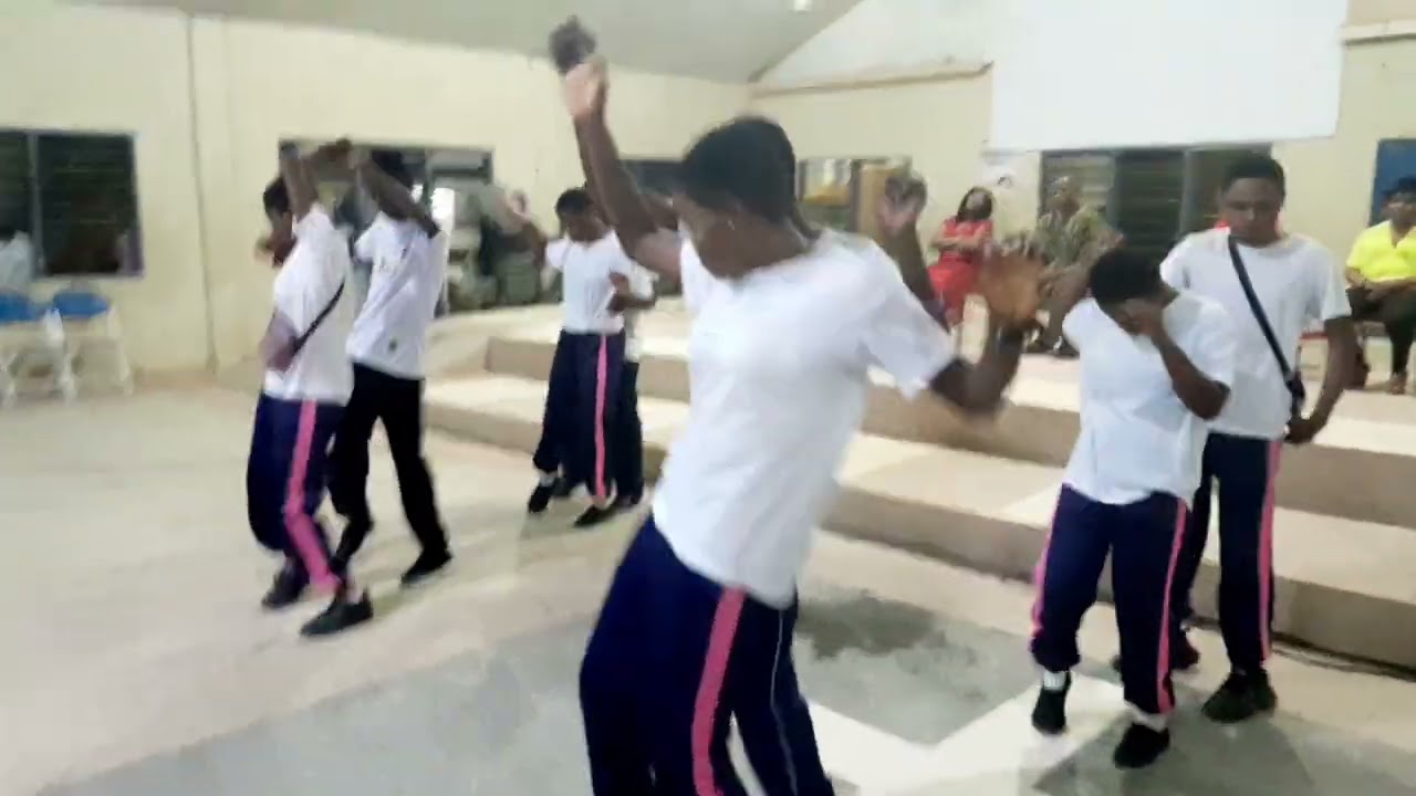 wonderful performance from the LG(dancers)🥳🥳🥳🥳